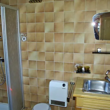 Mountain View Chalet In Gaimberg Near Forest * Lienz