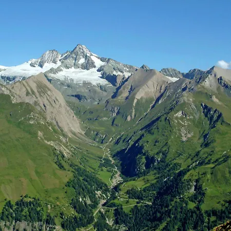 Chalé Mountain View Chalet In Gaimberg Near Forest Lienz